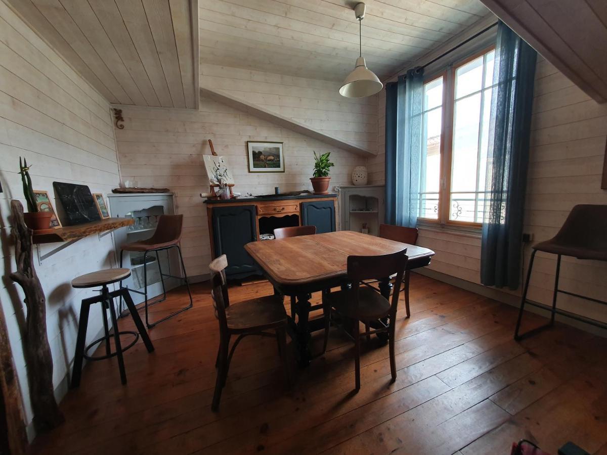 Apartment Le Refuge Ceretan, Grand Et Bel Mansarde En Plein Centre